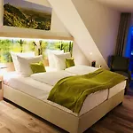 Four Stars By Hotel