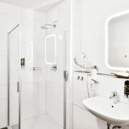 Four Stars By Meckenheim (North Rhine-Westphalia)