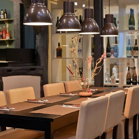 Four Stars By Hotel 4*