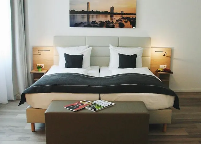 Hotel Four Stars By 4*